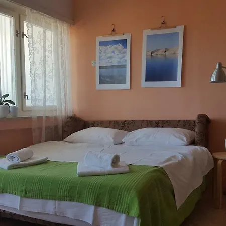 Maka Apartment Split